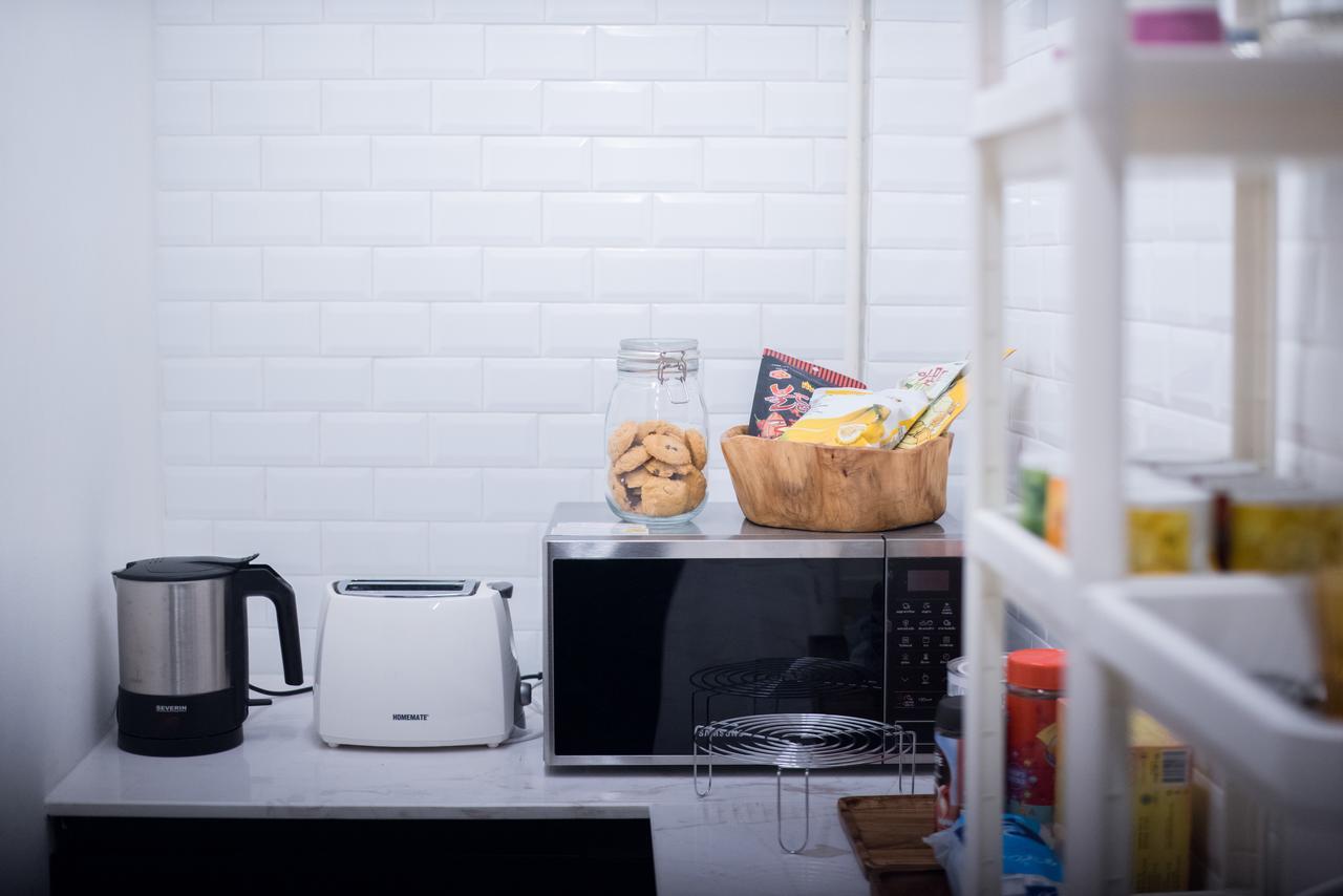 Moon House Hostel Банкок Екстериор снимка