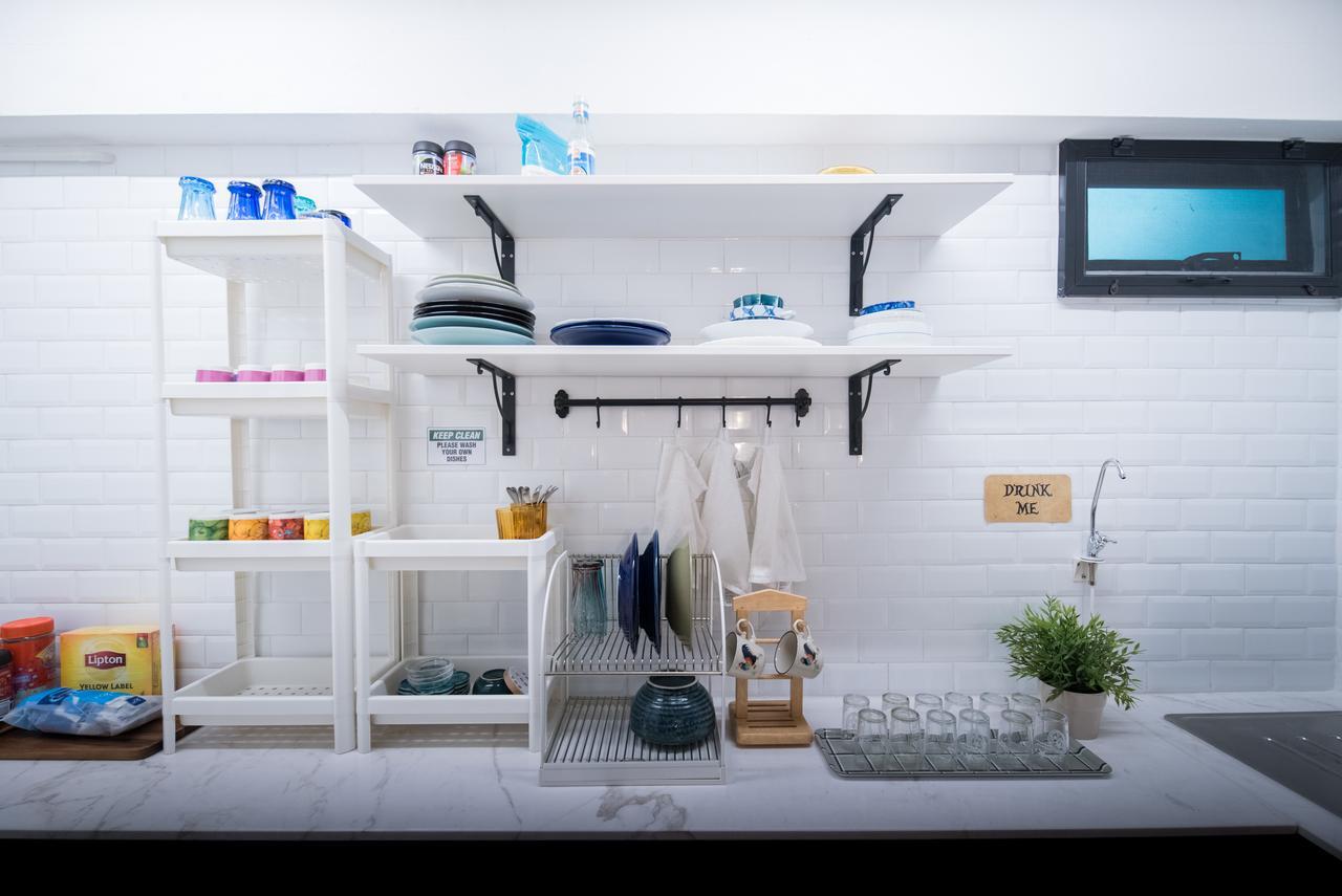 Moon House Hostel Банкок Екстериор снимка
